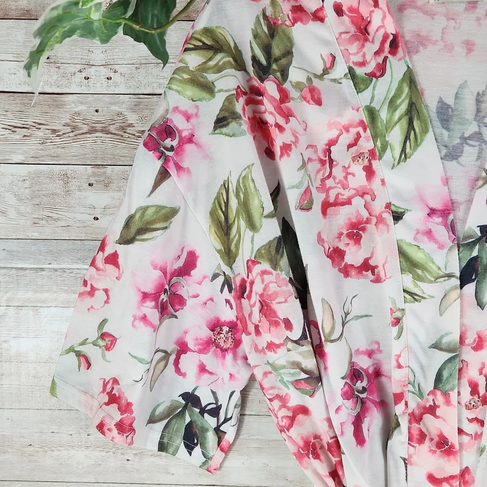 Show Me Your MuMu, Garden of Blooms lightweight robe, belt missing O/S - Picture 5 of 6